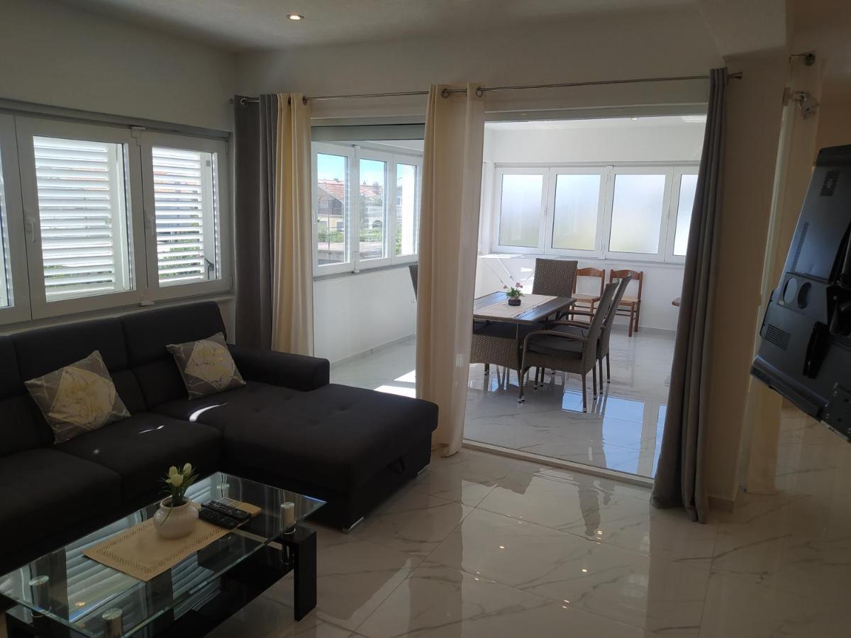Apartmani Trubi 3 Vodice Luaran gambar