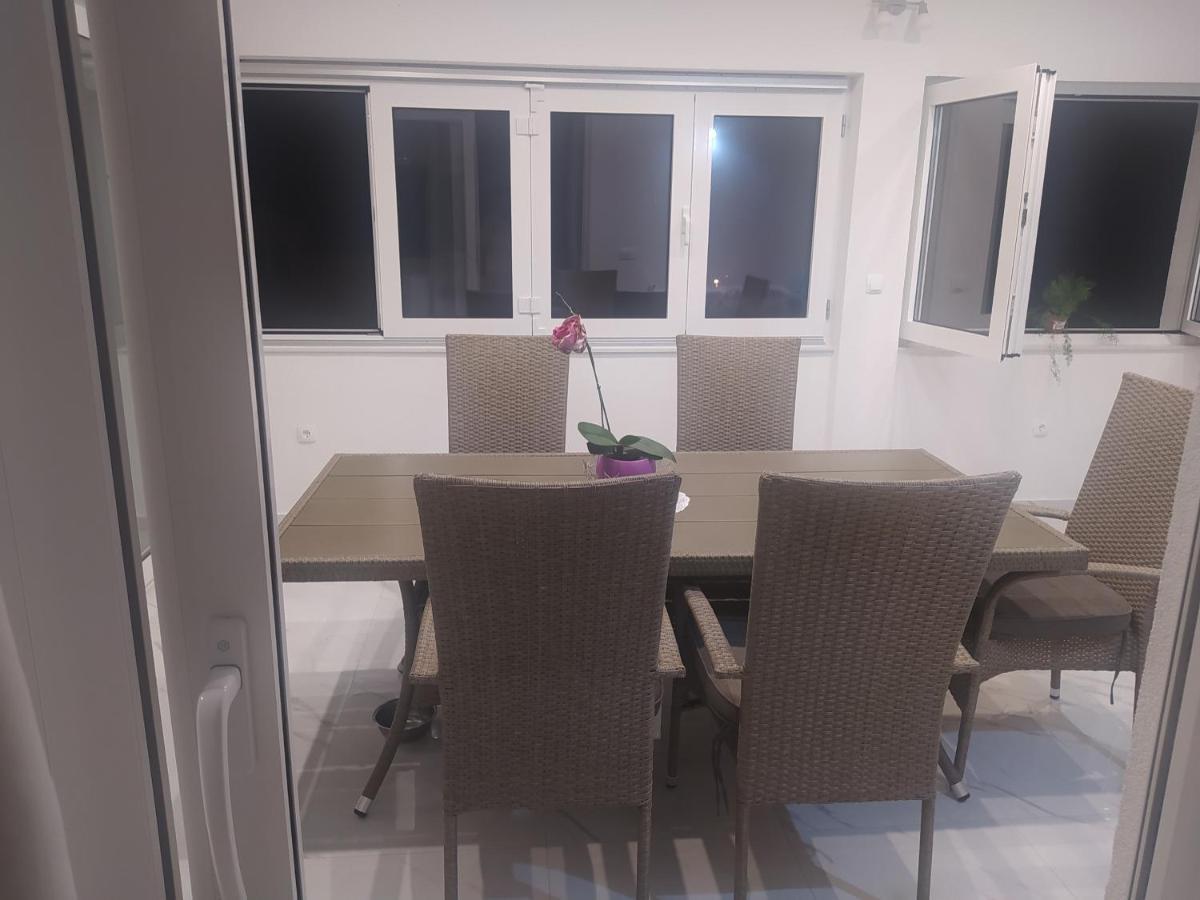 Apartmani Trubi 3 Vodice Luaran gambar